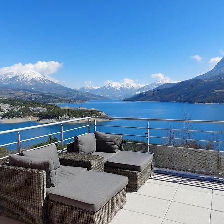 Leparadisachorges Exteriör bild