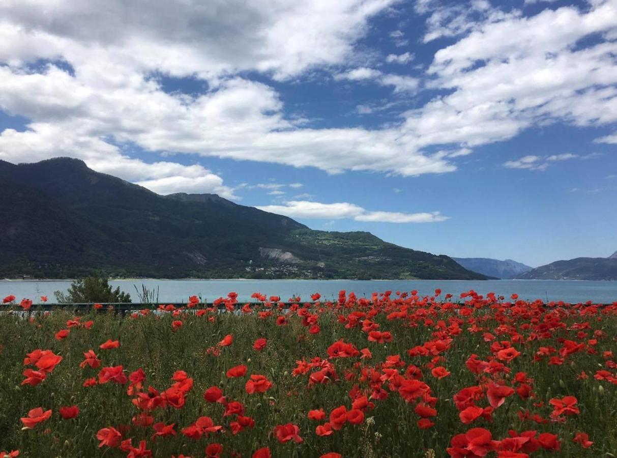Leparadisachorges Exteriör bild