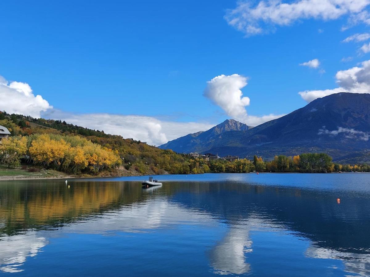 Leparadisachorges Exteriör bild