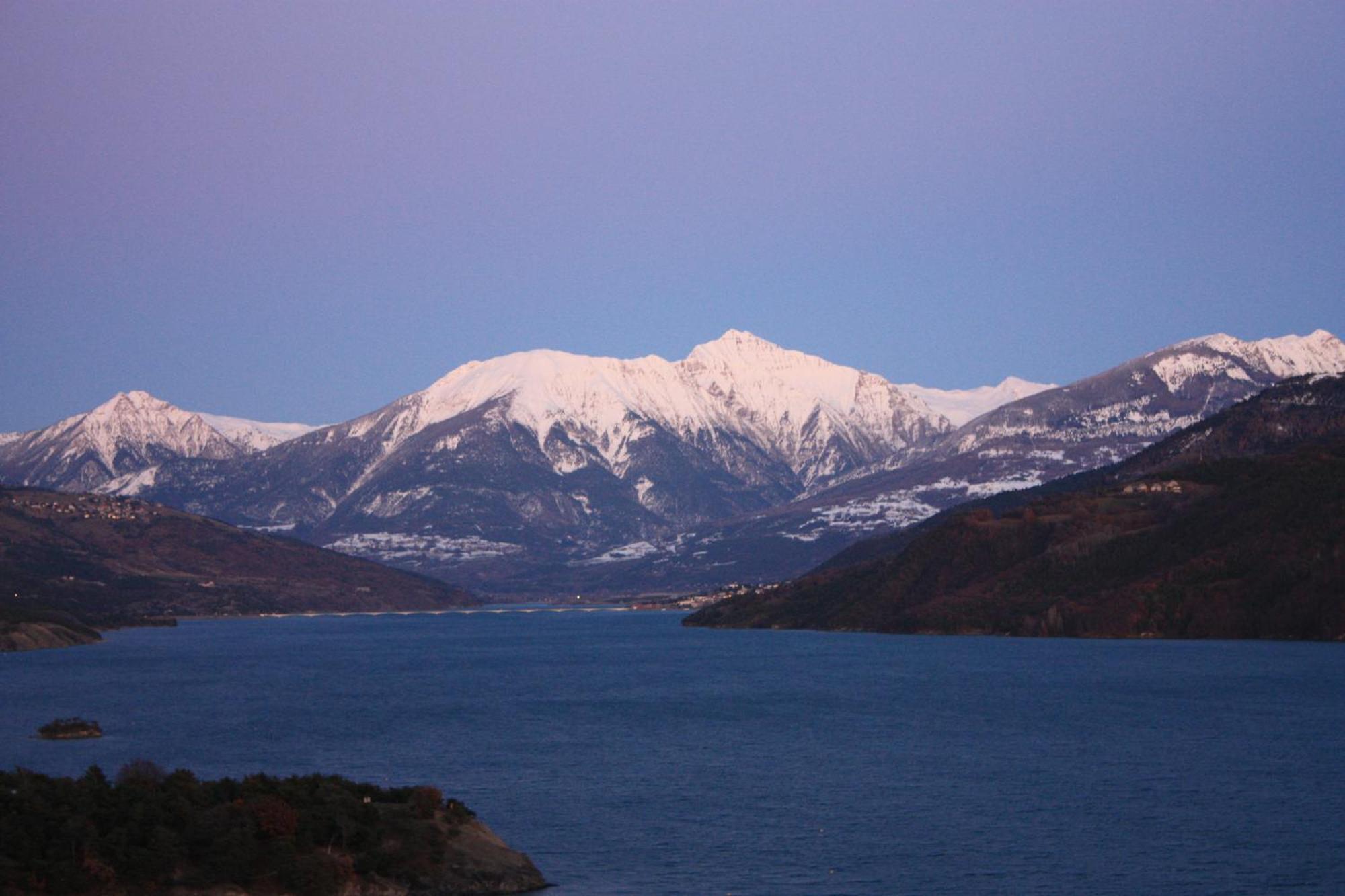 Leparadisachorges Exteriör bild